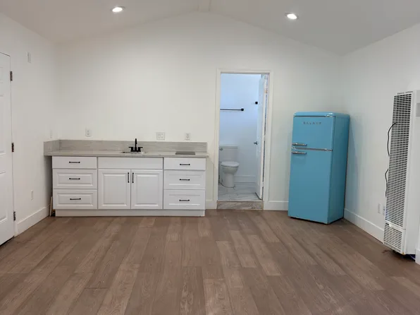 1004 N Ash St, Escondido, CA