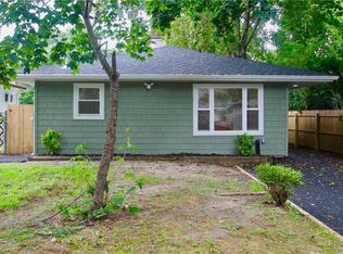 46 Stuyvesant Ave, Mastic, NY 11950
