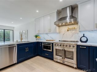 11919 Mayfield Ave, Los Angeles, CA 90049