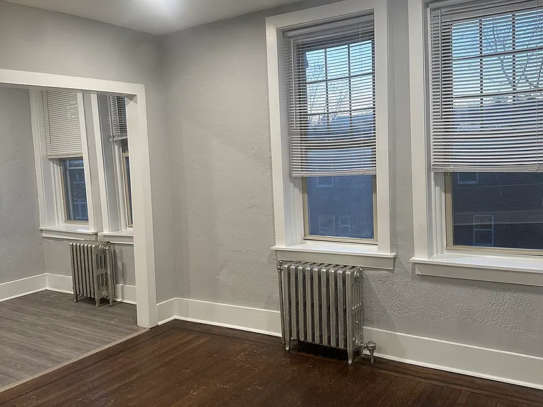 200-15 W Sedgwick St #102 — Photo 17