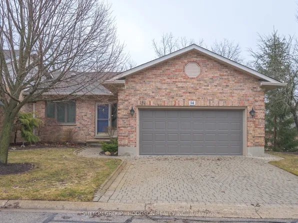 30 Doon Dr #14, London, ON N5X 3X2
