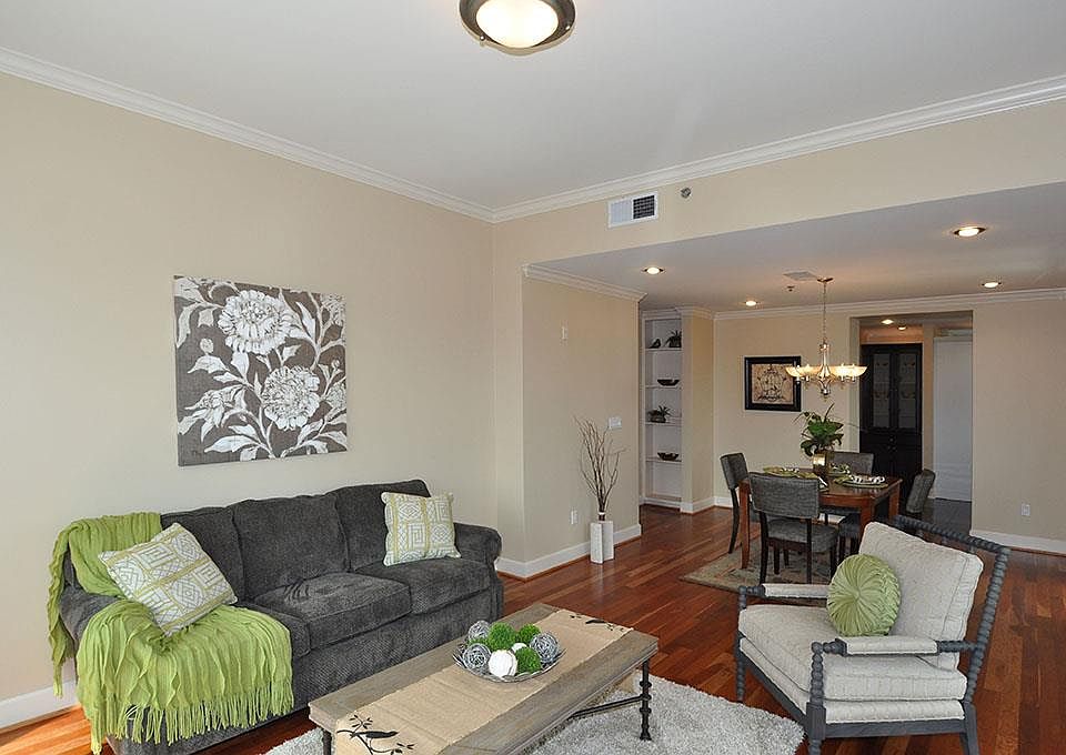 1st image of 2520 Robinhood St APT 400