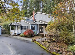 12209 Interlaaken Dr SW, Tacoma, WA