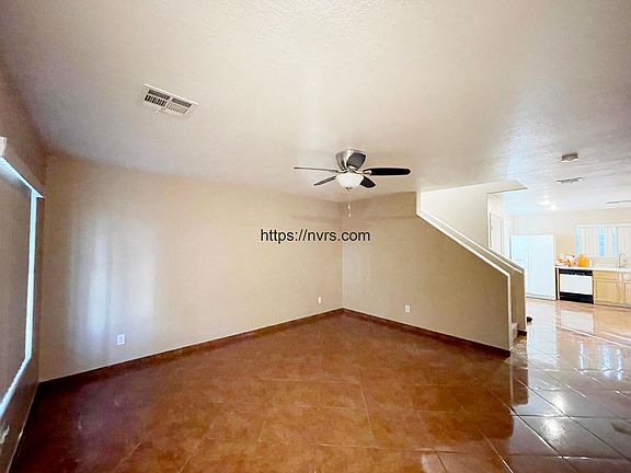 3rd image of 1259 Black Cherry St