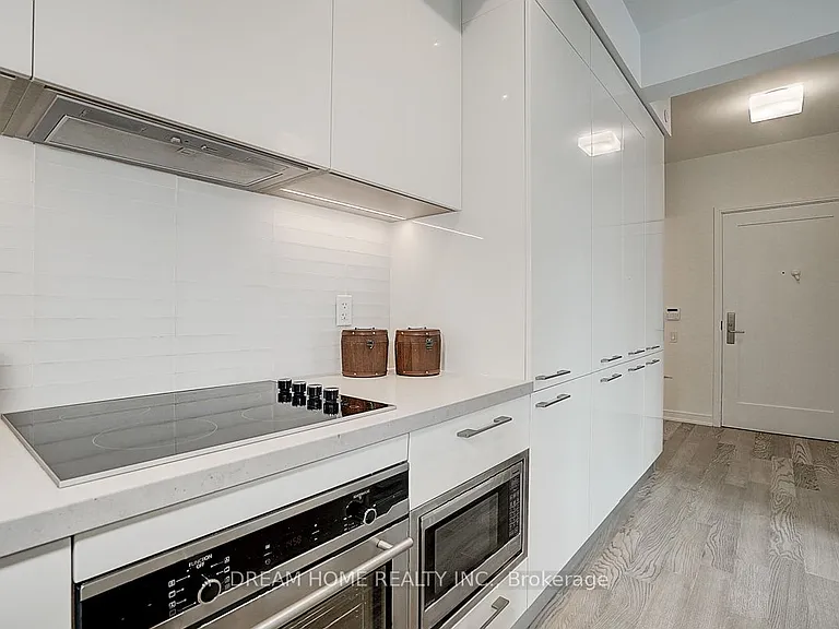 3 Gloucester St #1809 — Photo 13