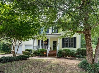 6 Woodhill Ct, Durham, NC 27713