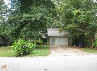 8241 Park Ridge Dr, Riverdale, GA 30274