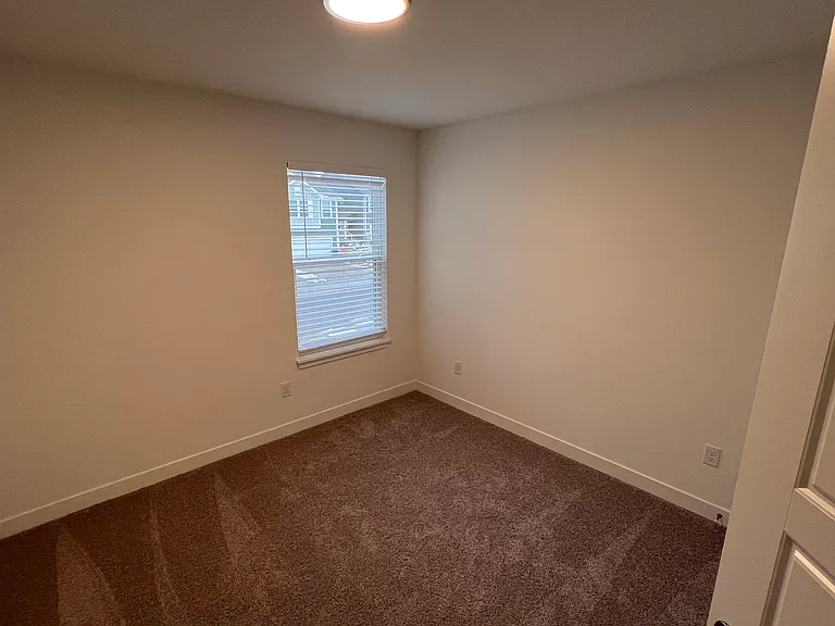 3718 SW Knoxville Ct — Photo 16