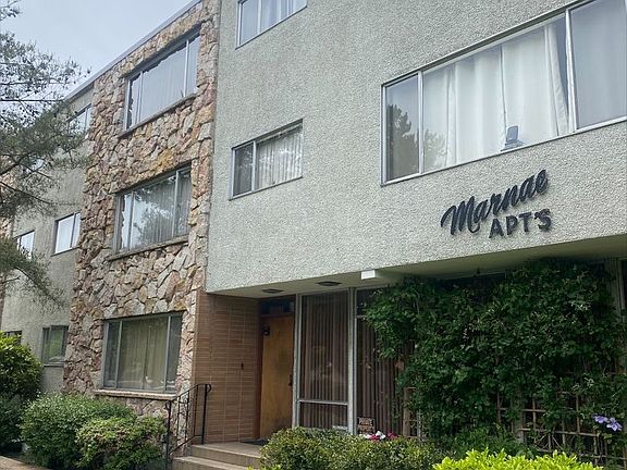 2nd image of 6533 California Ave SW #19
