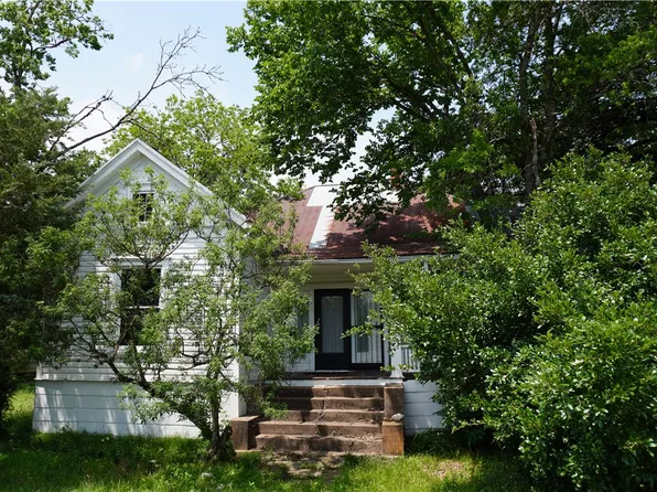 608 W 27th St, Bryan, TX 77803