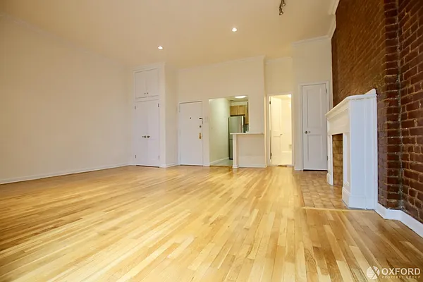 Rented by Oxford Property Group | media 13