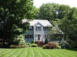 255 Hay Meadow Rd, North Andover, MA 01845