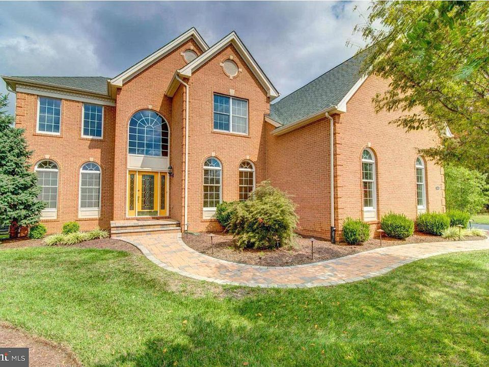 1st image of 43446 Freeport Pl