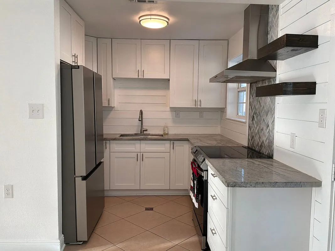 3 bed, 2.0 bath, 1500 sqft, $1,900 — Photo 4