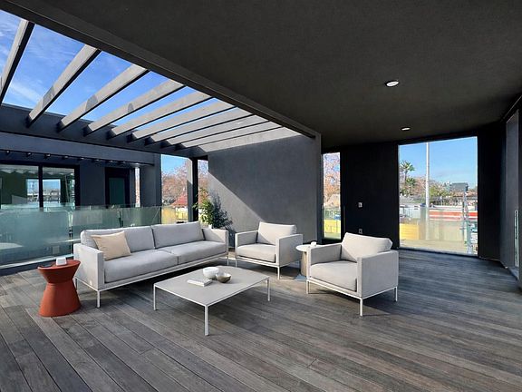 5th image of 1941 Burnett Way #2