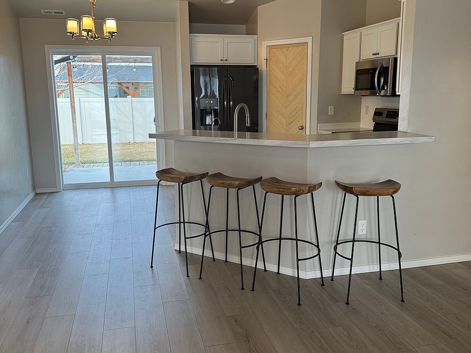 784 Canyon Crest Dr, Twin Falls, ID 83301 | Zillow