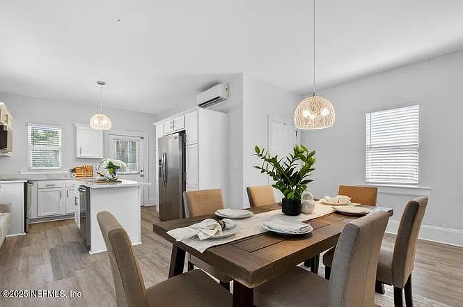 3 bed, 1630 sqft, $2,200 — Photo 3