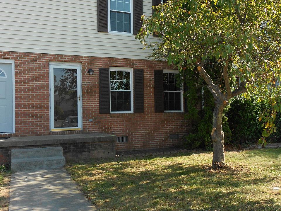 1st image of 140 Nottoway Dr