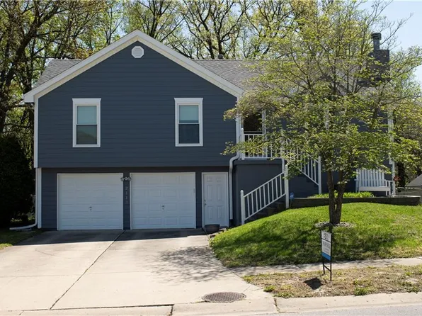 2113 N York Rd, Independence, MO 64058