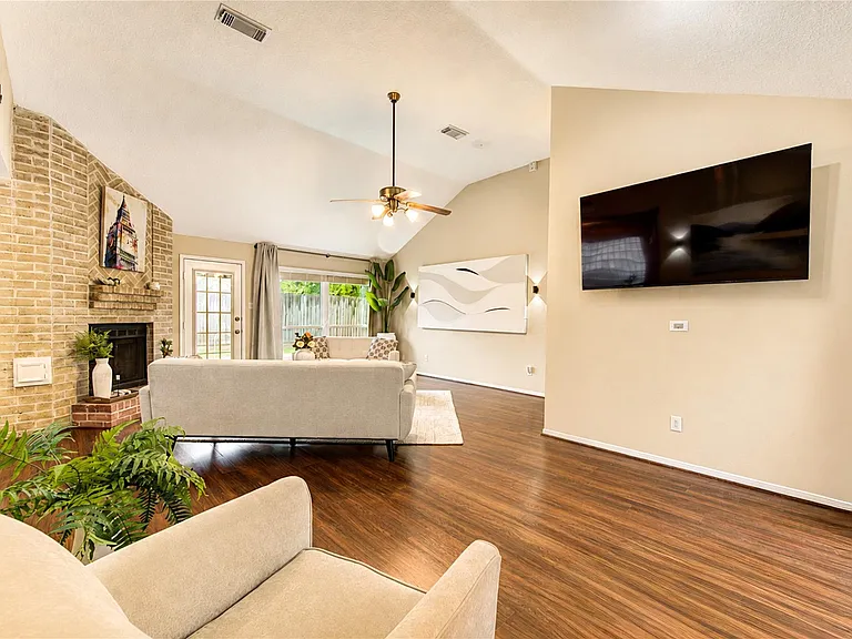 7023 Brockington Dr — Photo 12