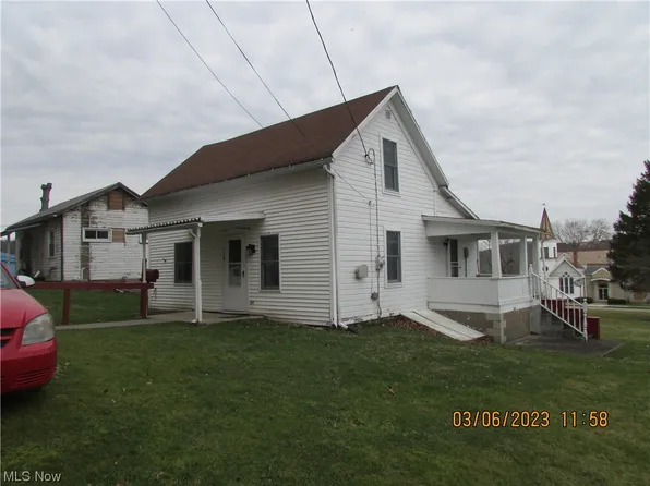 116 1st St, Bergholz, OH 43908