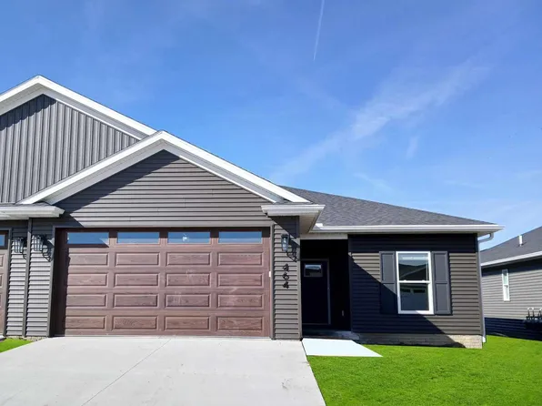 464 N 4th Ave, Eldridge, IA 52748
