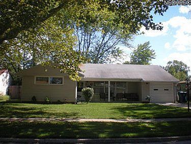 2nd image of 6665 Newbury Ln