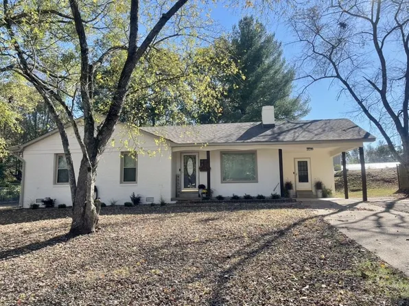 48 Melrose St, Lexington, TN 38351