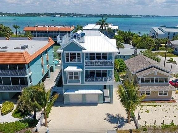 2nd image of 903 Gulf Dr S