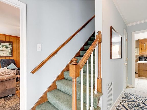 4th image of 8730 Sheldeb Dr