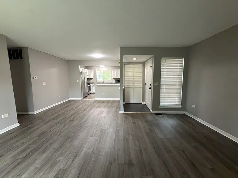 110 Manchester Ct #110 — Photo 1