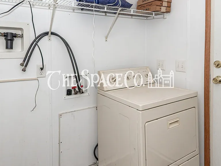 255 Mitton Rd — Photo 13