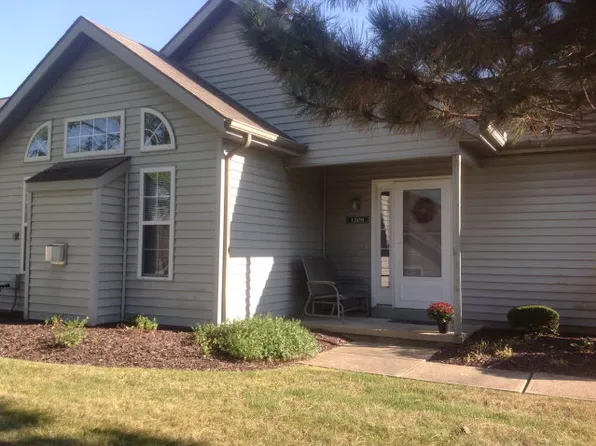 1208 Hunters Walk, Ashland, OH 44805