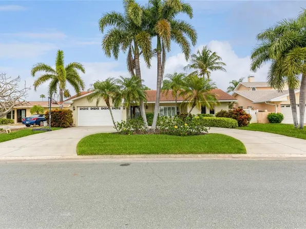 810 119th Ave, Treasure Island, FL 33706