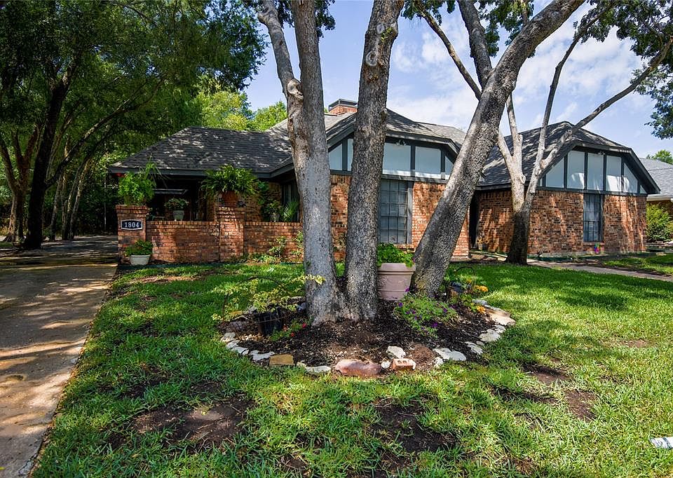 1st image of 1804 Archer Dr