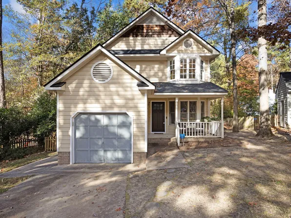 4952 Liverpool Ln, Raleigh, NC 27604