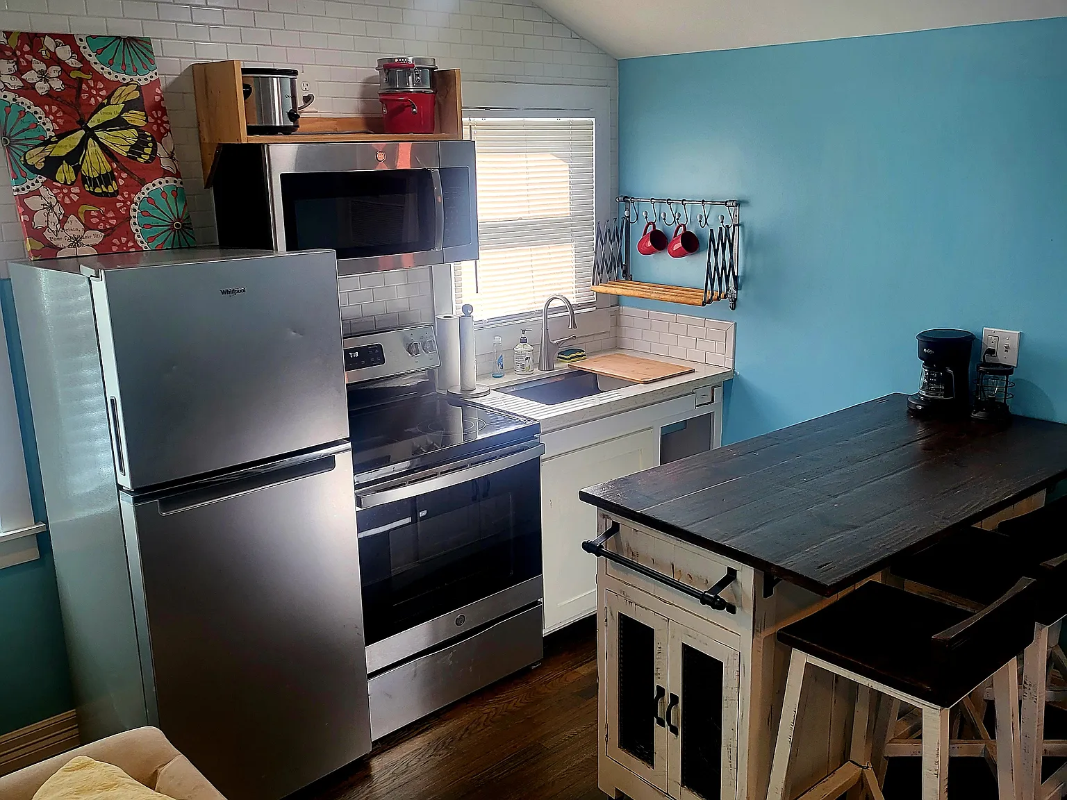 5710 Maco St — Photo 2