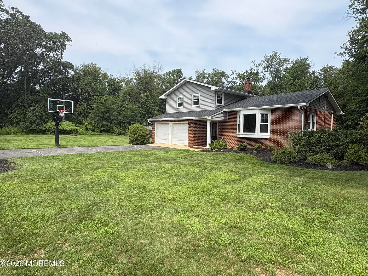 3 bed, 2.5 bath, 1770 sqft, $4,900 — Photo 2