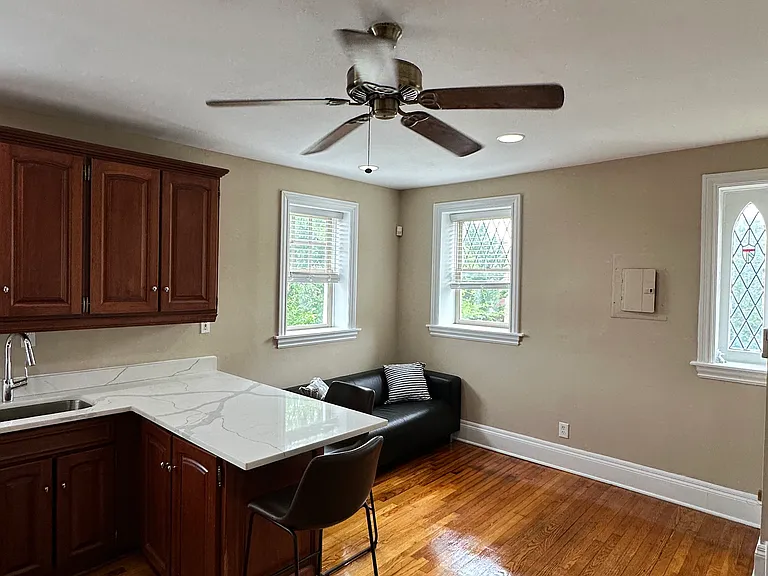 4236 McPherson Ave #3N — Photo 1