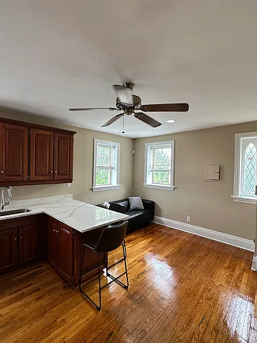 4236 McPherson Ave #3N Photo 1