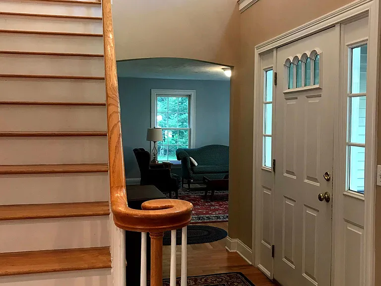 4 Lasallette Rd — Photo 15