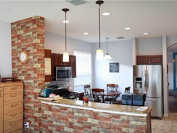 4th image of 12858 Geneva Glade Dr