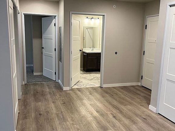 3rd image of 567 S Cliff Ave #100