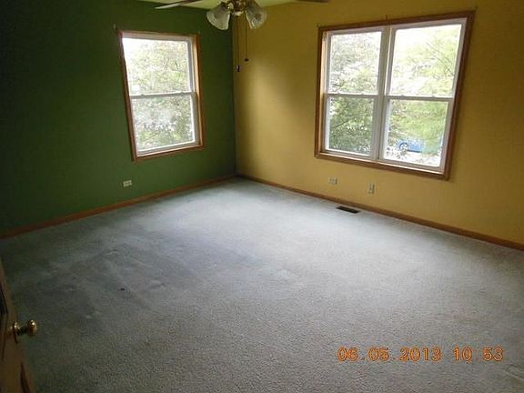 3rd image of 517 Doral Ln