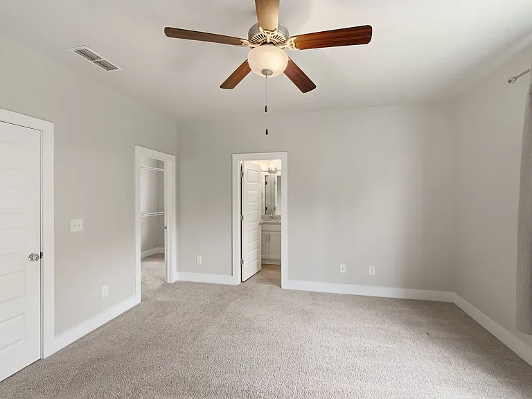 752 Cottage Park Dr — Photo 25