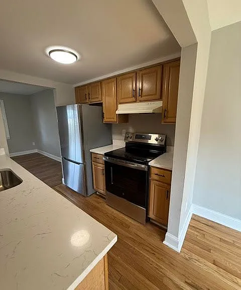1777 Aberdeen Cir — Photo 4