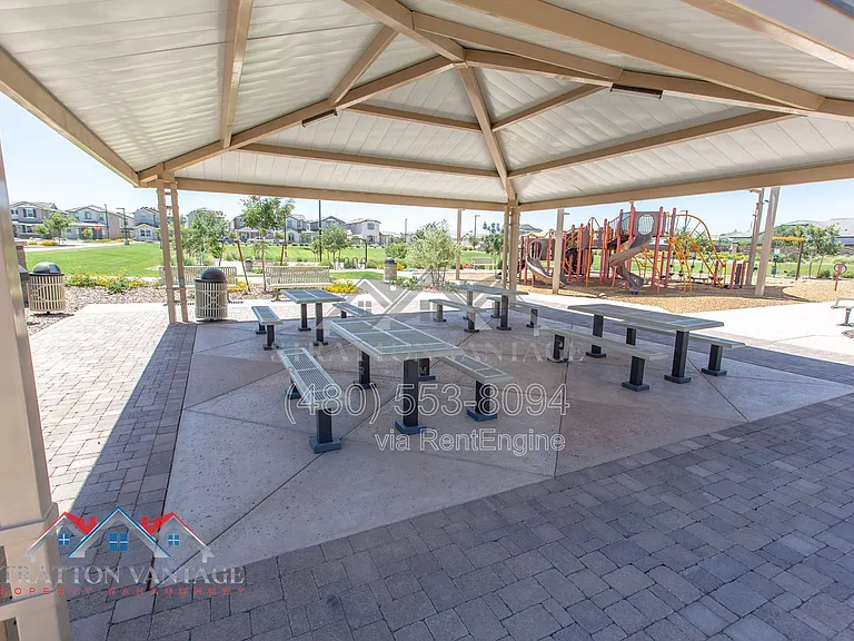15769 W Voltaire St — Photo 42
