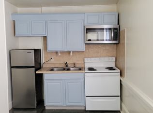 560 Clinton Ct, Hazleton, PA 18201