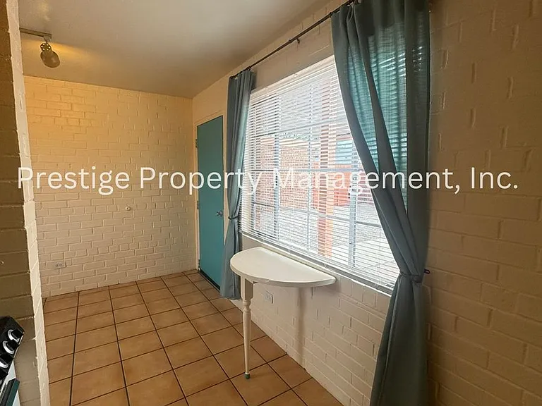 3431 E Cody St #A-E — Photo 5