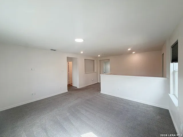 631 Anthem Ln — Photo 41